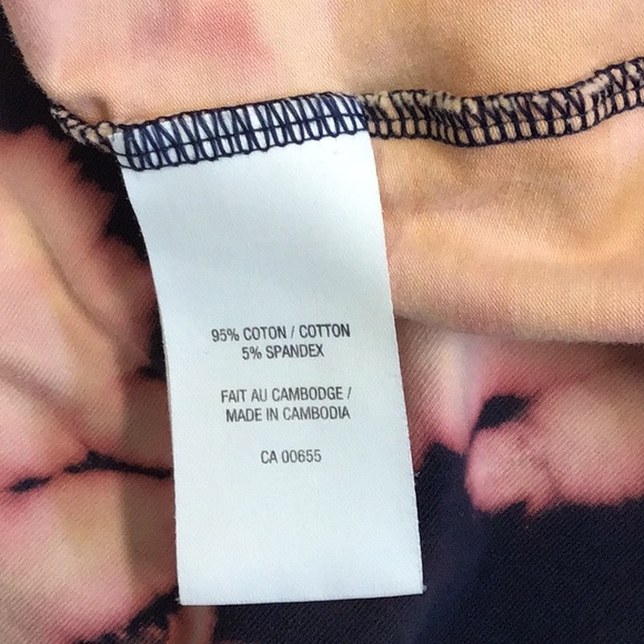 Reitmans t-shirt with custom reverse tie dye. - Picture 8 of 8